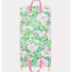 Lilly Pulitzer GWP Garment Bag Putting Green Poppyland One Size NWT